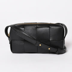 極美品 BOTTEGA VENETA ボッテガヴェネタ カセットショルダーバッグ イントレチャート ミニウォレット ラムスキン レザー ブラック ゴールド金具 中古 4a003228
