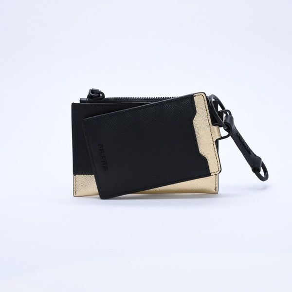 極美品 PRADA プラダ ロゴ コインケース カードカース サファーノレザー ブラック ゴールド ブラック レザー 中古 4a003223