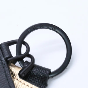 極美品 PRADA プラダ ロゴ コインケース カードカース サファーノレザー ブラック ゴールド ブラック レザー 中古 4a003223