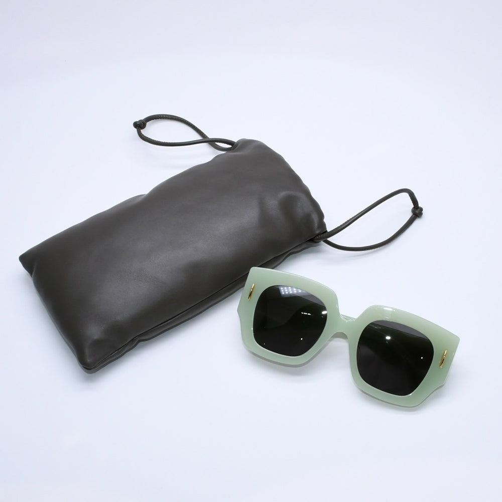 極美品 LOEWE ロエベ サングラス アイウェア LW40129U 95A サイズ50□22 140 アナグラムロゴ パステルグリーン 中古 4a003236