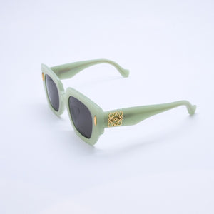 極美品 LOEWE ロエベ サングラス アイウェア LW40129U 95A サイズ50□22 140 アナグラムロゴ パステルグリーン 中古 4a003236