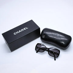 CHANEL シャネル サングラス アイウェア 5218-A c.501/3C サイズ54□16 135 ココマーク ブラック 美品 中古 4a003233