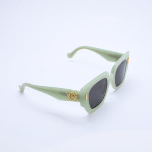 極美品 LOEWE ロエベ サングラス アイウェア LW40129U 95A サイズ50□22 140 アナグラムロゴ パステルグリーン 中古 4a003236