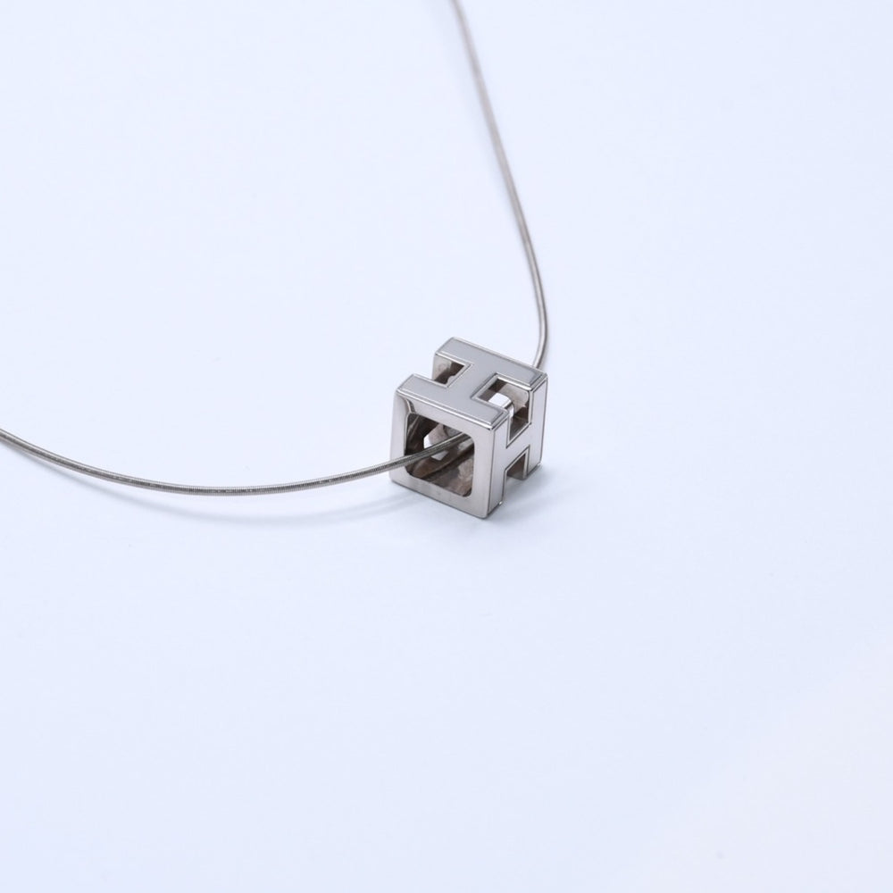 HERMES エルメス Cage d'H カージュ ド アッシュ Hキューブ ワイヤーネックレス 重量約7.01g シルバー 美品 中古 4a002970