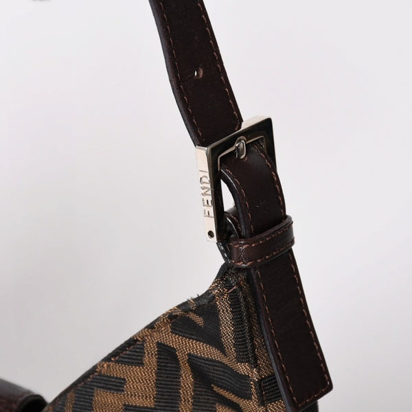 極美品 FENDI フェンディ Shoulder Bag ショルダーバッグ ズッカ キャンバス レザー シルバー金具 中古 4a003043