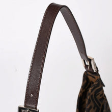 画像をギャラリービューアに読み込む, 極美品 FENDI フェンディ Shoulder Bag ショルダーバッグ ズッカ キャンバス レザー シルバー金具 中古 4a003043
