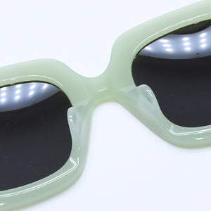 極美品 LOEWE ロエベ サングラス アイウェア LW40129U 95A サイズ50□22 140 アナグラムロゴ パステルグリーン 中古 4a003236