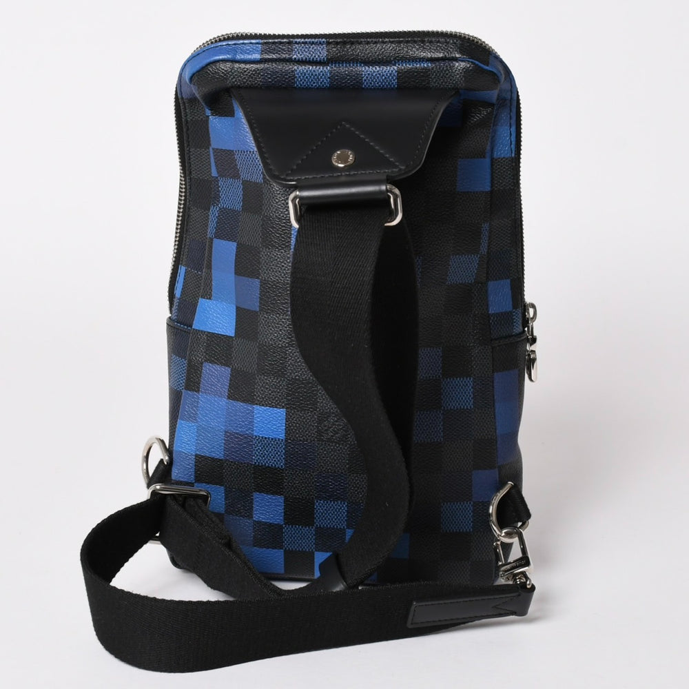 Very Good LOUIS VUITTON Body Bag Black Blue Graphite Pixel Avenue PVC Leather Canvas Silver Hardware Used 4a002876