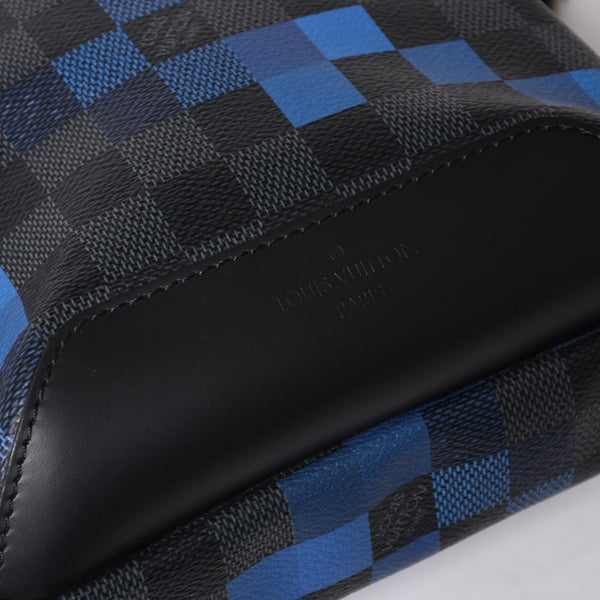 極美品 LOUIS VUITTON ルイヴィトン ボディバッグ ブラック ブルー グラフィット ピクセル アヴェニュー PVC レザーキャンバス シルバー金具 中古 4a002876