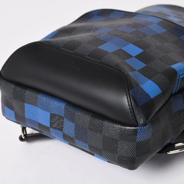 極美品 LOUIS VUITTON ルイヴィトン ボディバッグ ブラック ブルー グラフィット ピクセル アヴェニュー PVC レザーキャンバス シルバー金具 中古 4a002876