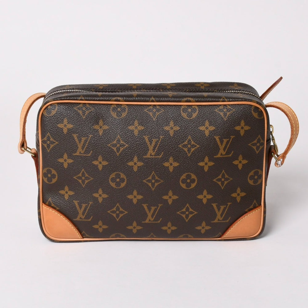 Very Good Condition LOUIS VUITTON Trocadero 27 Shoulder Bag M51274 Monogram PVC Leather Brown Used 4a003179