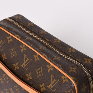 極美品 LOUIS VUITTON ルイヴィトン トロカデロ27 ショルダーバッグ M51274 モノグラム PVC レザー ブラウン 中古 4a003179