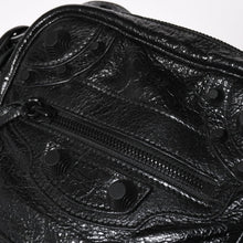 画像をギャラリービューアに読み込む, 新品同様 BALENCIAGA バレンシアガ ル カゴール ショルダーバッグ ブラック ブラック 719065 現行 中古 4a003485