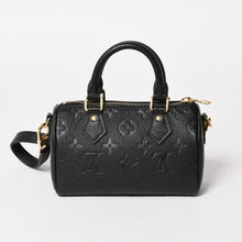 Load image into Gallery viewer, 新品同様 LOUIS VUITTON ルイヴィトン ナノ スピーディ 2WAYハンドバッグ M82450 ブラック モノグラムアンプラントレザー 中古 4a003279