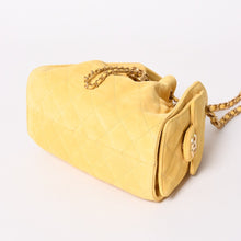 画像をギャラリービューアに読み込む, 新品未使用 CHANEL シャネル 26SS CHANEL 25 ミニ ワンショルダーバッグ AS5631 ランダム番台 スエード ココマーク イエロー 中古 4a003295