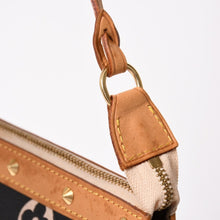 画像をギャラリービューアに読み込む, 極美品 LOUIS VUITTON ルイヴィトン ポシェットアクセソワール アクセサリーポーチ M92648 モノグラム マルチカラー ブラック 中古 4a003362