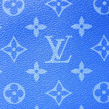 Load image into Gallery viewer, 新品同様 LOUIS VUITTON ルイヴィトン バックパック マルチポケット M45441 モノグラムクラウズキャンバス ブルー 中古 4a003355