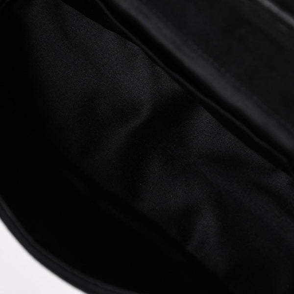 極美品 SAINT LAURENT サンローラン リヴゴーシュ スウェードクラッチバッグ ハンドバッグ ブラック シルバー金具 フラップ 中古 4a003038
