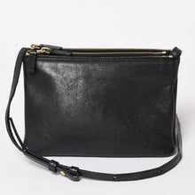 Load image into Gallery viewer, CELINE セリーヌ スモールトリオ Shoulder Bag ショルダーバッグ ブラック ゴールド金具 レザー 美品 中古 4a003012