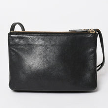 Load image into Gallery viewer, CELINE セリーヌ スモールトリオ Shoulder Bag ショルダーバッグ ブラック ゴールド金具 レザー 美品 中古 4a003012