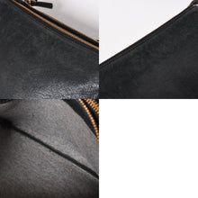Load image into Gallery viewer, CELINE セリーヌ スモールトリオ Shoulder Bag ショルダーバッグ ブラック ゴールド金具 レザー 美品 中古 4a003012