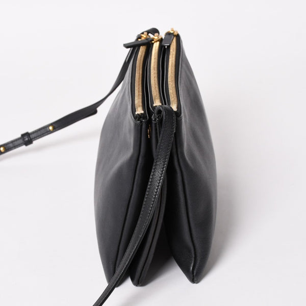 極美品 CELINE セリーヌ トリオ ショルダーバッグ クラッチバッグ ブラック レザー ゴールド金具 中古 4a002911