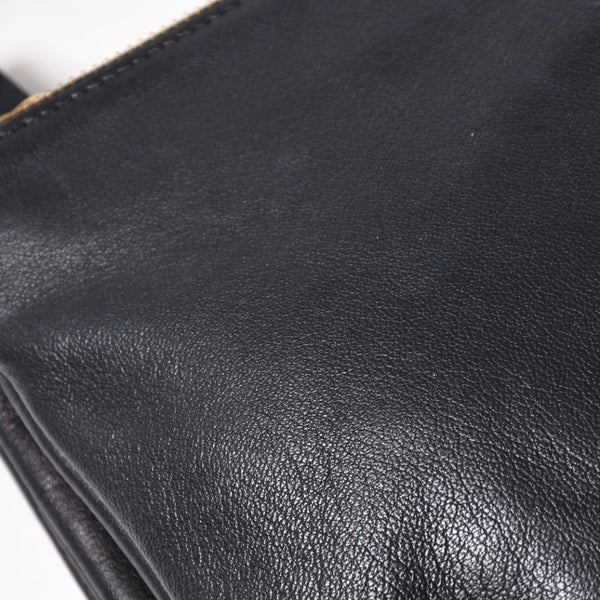 極美品 CELINE セリーヌ トリオ ショルダーバッグ クラッチバッグ ブラック レザー ゴールド金具 中古 4a002911