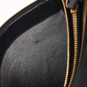 極美品 CELINE セリーヌ トリオ ショルダーバッグ クラッチバッグ ブラック レザー ゴールド金具 中古 4a002911