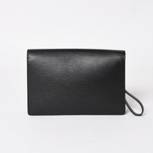画像をギャラリービューアに読み込む, 極美品 LOUIS VUITTON ルイヴィトン エピバッグ ブラック エピレザー ポシェット セリエ セカンドバッグ シルバー金具 中古 4a003011