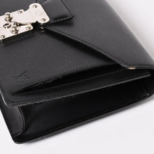 画像をギャラリービューアに読み込む, 極美品 LOUIS VUITTON ルイヴィトン エピバッグ ブラック エピレザー ポシェット セリエ セカンドバッグ シルバー金具 中古 4a003011