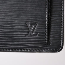 画像をギャラリービューアに読み込む, 極美品 LOUIS VUITTON ルイヴィトン エピバッグ ブラック エピレザー ポシェット セリエ セカンドバッグ シルバー金具 中古 4a003011
