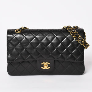 極美品 CHANEL シャネル マトラッセ25 Wフラップ Wチェーンショルダーバッグ A01112 2番台 ラムスキン ココマーク ブラック 中古 4a003285