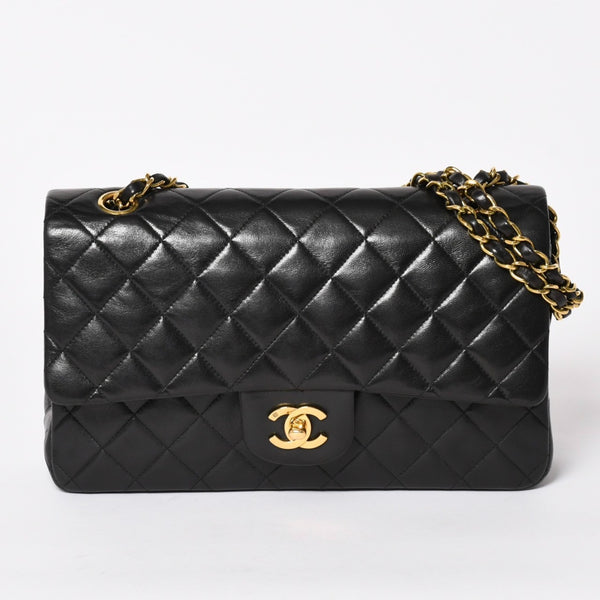 極美品 CHANEL シャネル マトラッセ25 Wフラップ Wチェーンショルダーバッグ A01112 2番台 ラムスキン ココマーク ブラック 中古 4a003285