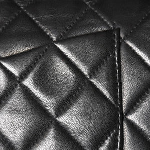 極美品 CHANEL シャネル マトラッセ25 Wフラップ Wチェーンショルダーバッグ A01112 2番台 ラムスキン ココマーク ブラック 中古 4a003285