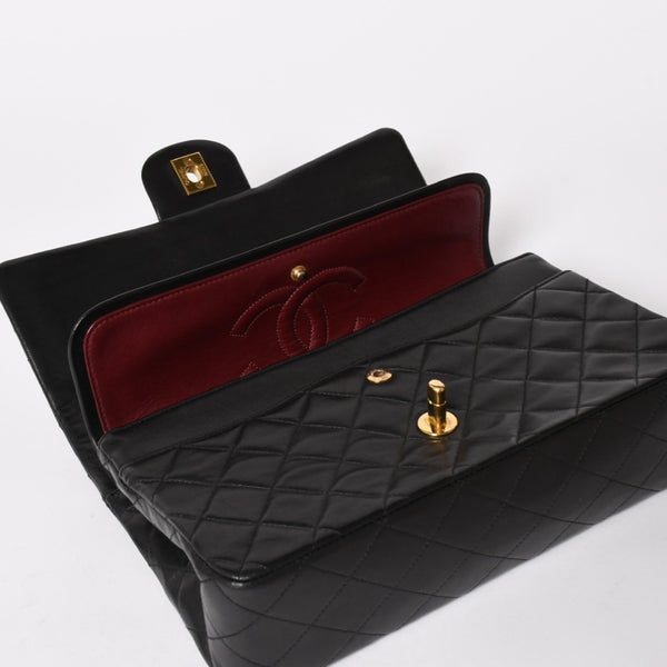 極美品 CHANEL シャネル マトラッセ25 Wフラップ Wチェーンショルダーバッグ A01112 2番台 ラムスキン ココマーク ブラック 中古 4a003285
