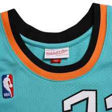Load image into Gallery viewer, 新品同様 Mitchell&amp;Ness ミッチェルアンドネス 1996オールスターゲーム マイケルジョーダン イースタンカンファレンスオーセンティックユニフォーム サイズL アクアブルー オレンジ ホワイト 中古 4a002298