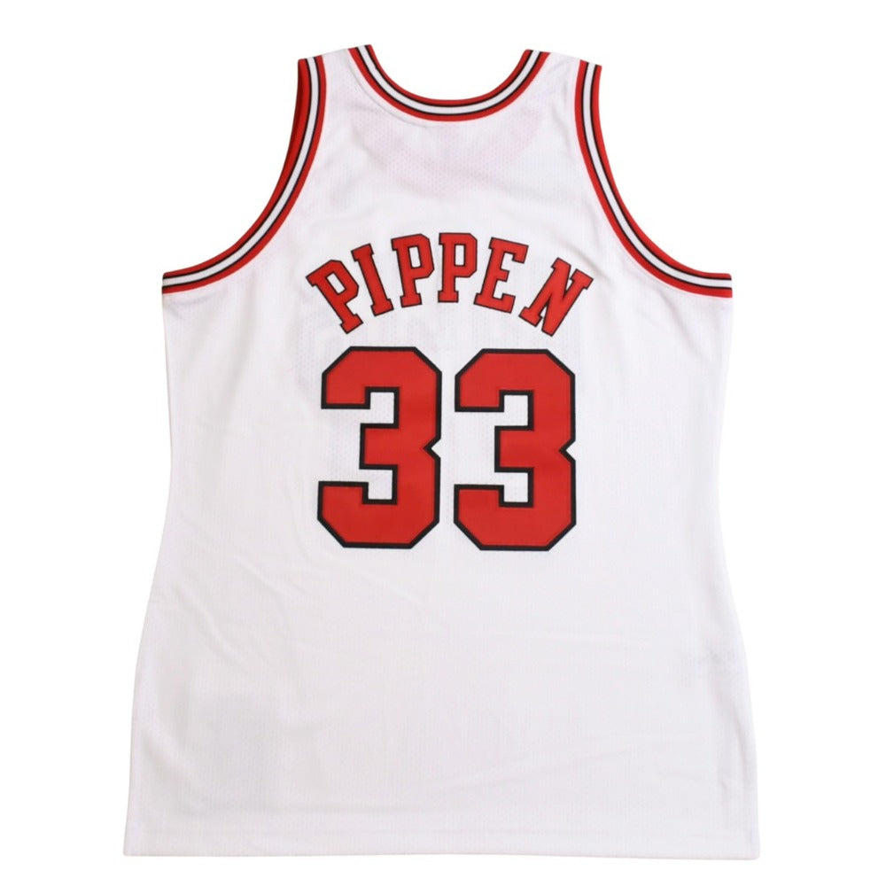 Like new Mitchell&Ness Mitchell &amp; Ness Chicago Bulls Scottie Pippen 1997-98 Authentic Jersey, Size L, White/Red, Used, 4a002223