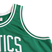 Load image into Gallery viewer, 新品同様品 Mitchell&amp;Ness ミッチェルアンドネス ボストンセルティックス ラリーバード 1985-86 復刻版ユニフォーム サイズL グリーン ホワイト 中古 4a002274
