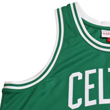 Load image into Gallery viewer, 新品同様品 Mitchell&amp;Ness ミッチェルアンドネス ボストンセルティックス ラリーバード 1985-86 復刻版ユニフォーム サイズL グリーン ホワイト 中古 4a002274