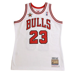 Like new Mitchell&Ness Mitchell &amp; Ness Chicago Bulls Michael Jordan 1997-98 Authentic Jersey White Red Size L Used 4a002303