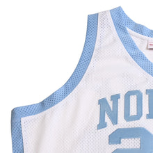 画像をギャラリービューアに読み込む, 新品同様 Mitchell&amp;Ness ミッチェルアンドネス オーセンティックジャージ ノースカロライナ大 1983-84 マイケルジョーダン 23番 カロライナブルー XLサイズ 中古 4a002312