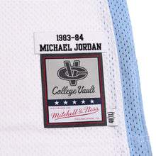 画像をギャラリービューアに読み込む, 新品同様 Mitchell&amp;Ness ミッチェルアンドネス オーセンティックジャージ ノースカロライナ大 1983-84 マイケルジョーダン 23番 カロライナブルー XLサイズ 中古 4a002312