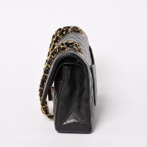 極美品 CHANEL シャネル マトラッセ25 Wフラップ Wチェーンショルダーバッグ A01112 2番台 ラムスキン ココマーク ブラック 中古 4a003285