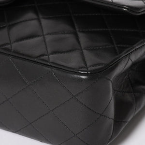 極美品 CHANEL シャネル マトラッセ25 Wフラップ Wチェーンショルダーバッグ A01112 2番台 ラムスキン ココマーク ブラック 中古 4a003285