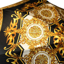 Load the image into the gallery viewer. GIANNI VERSACE ベルサーチ 長傘 バロック柄 レオパード柄 イエロー ゴールド金具 美品 中古 4a003013