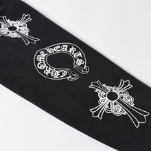 画像をギャラリービューアに読み込む, 新品未使用 CHROME HEARTS クロムハーツ SOAP N WATER スウェットシャツ サイズM ヴィンテージ加工 新作 フェードブラック 中古 4a003346