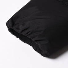 Load image into Gallery viewer, 極美品 LOUIS VUITTON ルイヴィトン ダウンジャケット モノグラムパファーダウンジャケット ブラック サイズ50 ブルゾン 112477 中古 4a001044