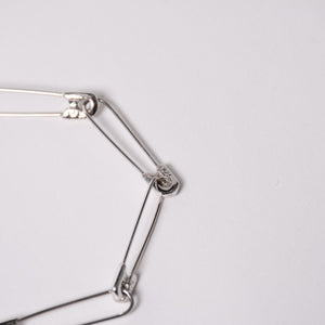 極美品 CHROME HEARTS クロムハーツ セーフティピン ポーチ ショルダーバッグ ホワイト シルバー金具 中古 4a003344