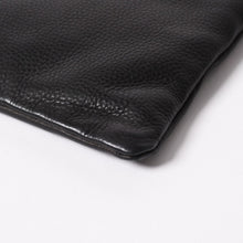 Load image into Gallery viewer, 極美品 CHROME HEARTS クロムハーツ DAGGER DRACULA BAG ダガー ドラキュラ ハンドバッグ ダガー装飾 ブラック シルバー925 中古 4a003342