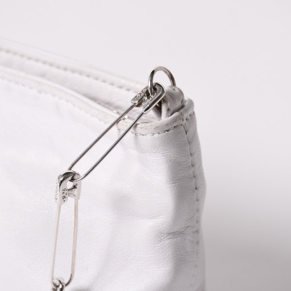 極美品 CHROME HEARTS クロムハーツ セーフティピン ポーチ ショルダーバッグ ホワイト シルバー金具 中古 4a003344